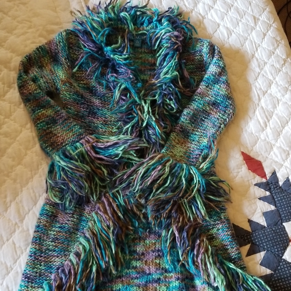 Very cute girls shrug Children's Place size 5-6